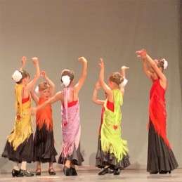 Clases de Flamenco 5-6 años Escuela Profesional en Madrid Centro.